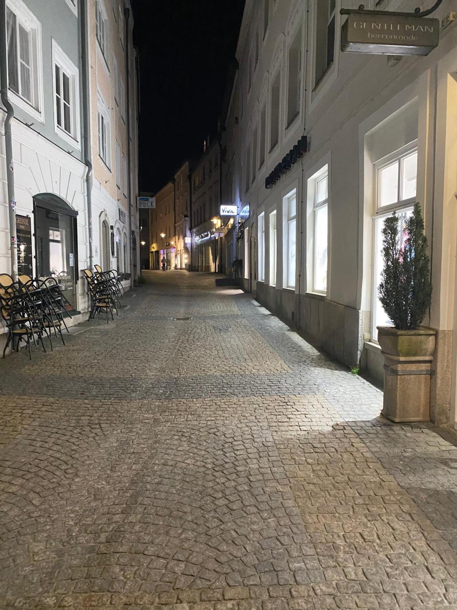 Penthouse - Zentral Und Genial Apartment Passau Exterior photo